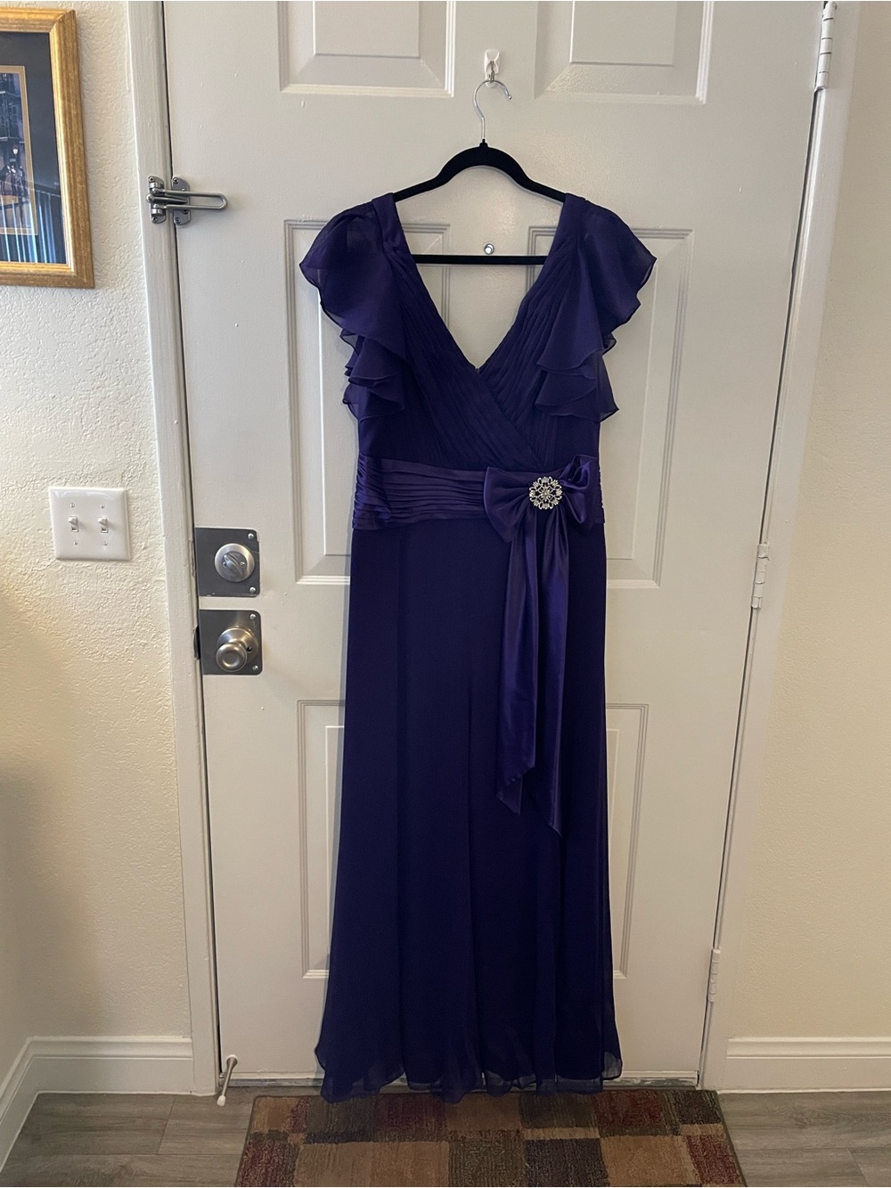Elegant Deep Purple V-Neck Evening Dress with Ruffle Sleeves